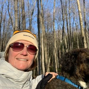 Meet your Posher, Julie